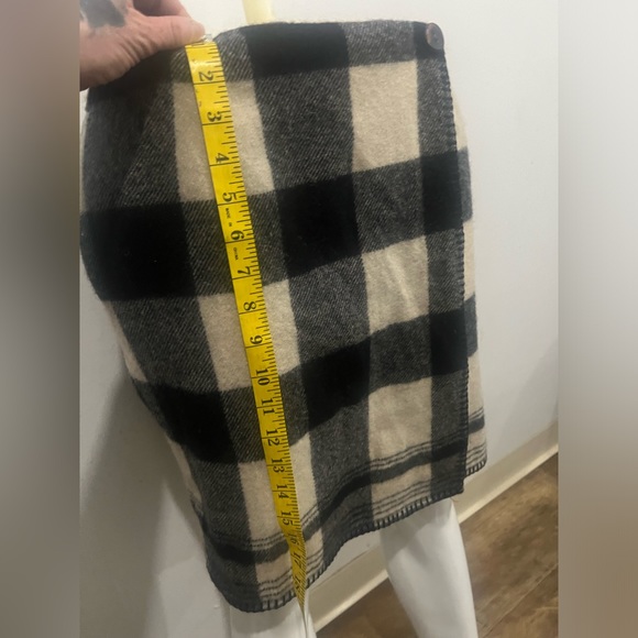 Wool Mini Skirt - Picture 10 of 10